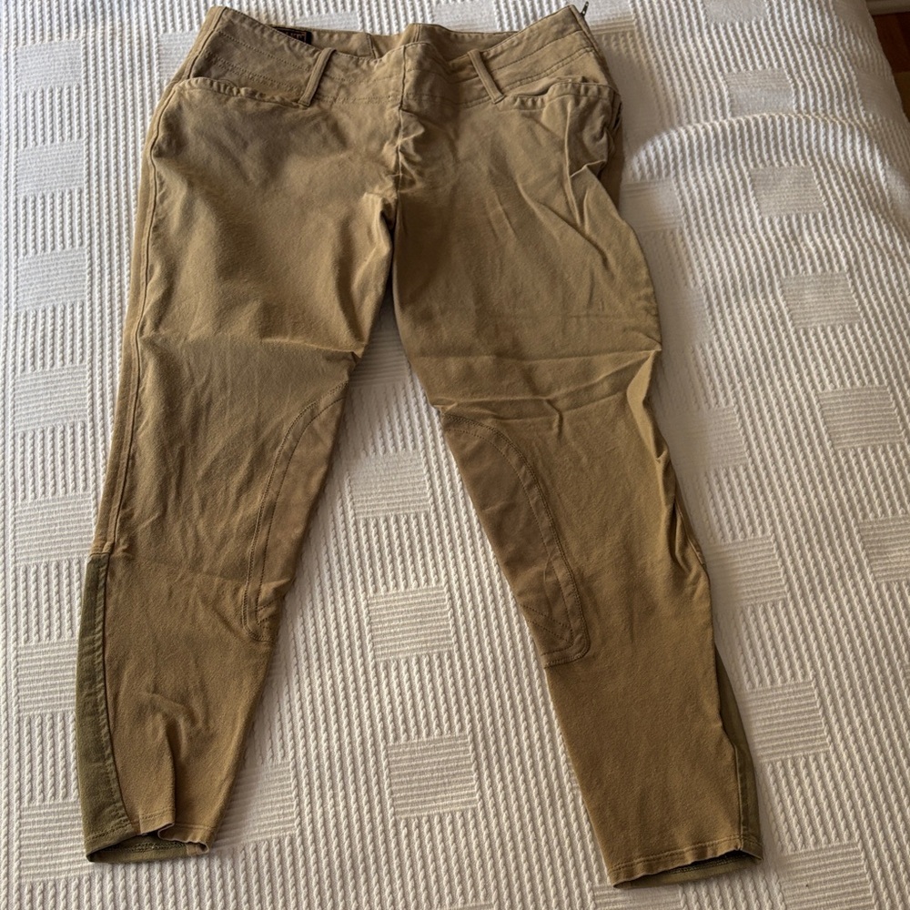 Ariat Women's Tan riding breeches.